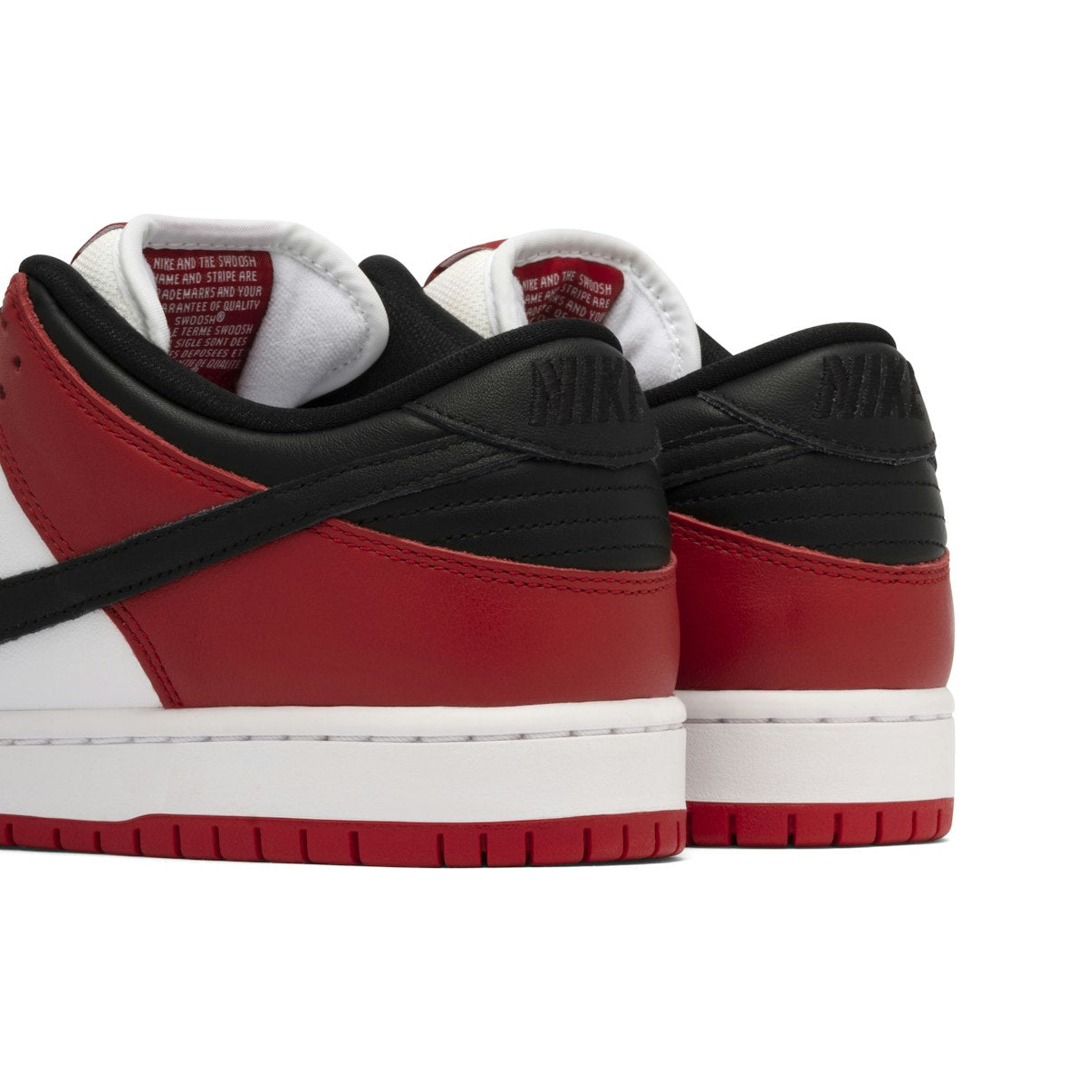 NIKE SB DUNK LOW CHICAGO